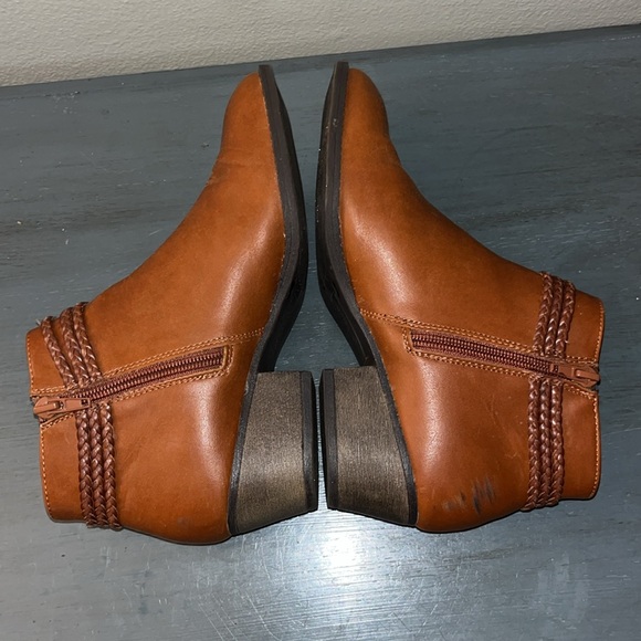 Style & Co. Womens Fellicity Faux Leather Ankle Brown Cognac Booties sz 7.5 EUC - Picture 5 of 14
